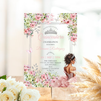 Florales Rosa und Grün Schmetterling Quinceañera Acryleinladungen