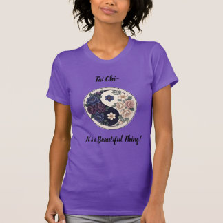 Florales Yin-Yang-Design. Tai Chi ist schön! T-Shirt