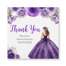 Floralprinzessin in dunkelviolettem Kleid Quincean