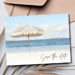 Florida Beach Wedding Save the Date Ankündigungspostkarte<br><div class="desc">Florida Beach Hochzeit Save the Date Postkarten für Ihre Hochzeit in Urlaubsort. Dieser Regenschirm auf der Postkarte für das Stranddesign ist der perfekte Weg,  um Ihre Hochzeitspläne Ihren Freunden und Ihrer Familie bekannt zu geben.</div>