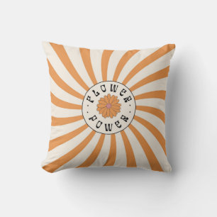 Flower Power mit psychedelischen orangen Strahlen Kissen