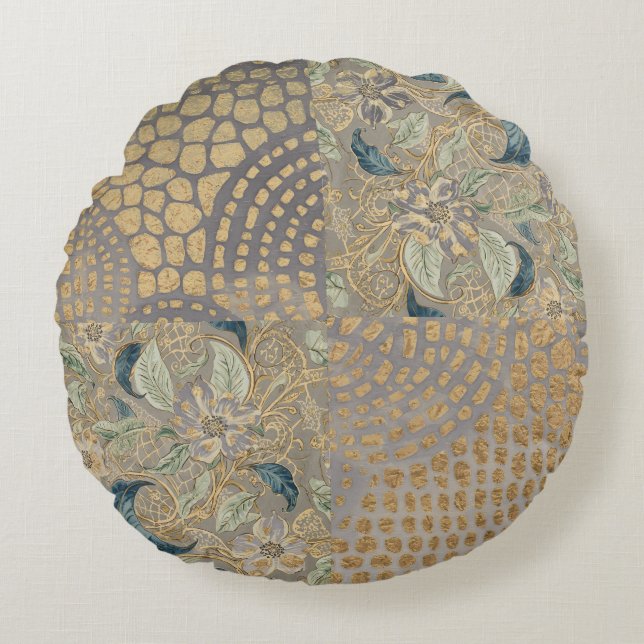 Flowers and Golden Giraffe Skin, Grey Background Rundes Kissen (Vorderseite)