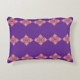 Flowers on Purple Accent Pillow Dekokissen