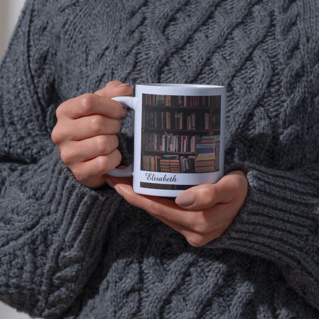Flucht in Ihr virtuelles Regal: Die Tasse eines Bu (Escape to Your Bookshelf: A Book Lover's Mug)