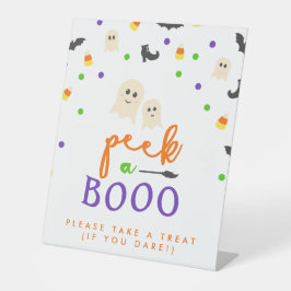 Flüchtige Blick einer Boo Halloween Kinderdusche Sockelschild