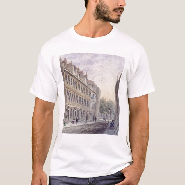 Fludyer Straße, die in Richtung des Parlaments T-Shirt (Vorderseite)