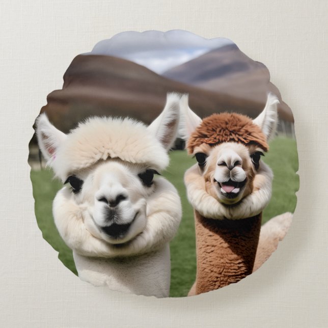 Fluff & Friendship Rundes Kissen (Vorderseite)