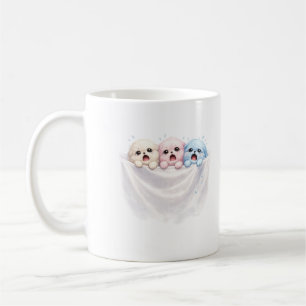 Fluffiges Trio in Panik – Süße Pastellkreaturen  Kaffeetasse