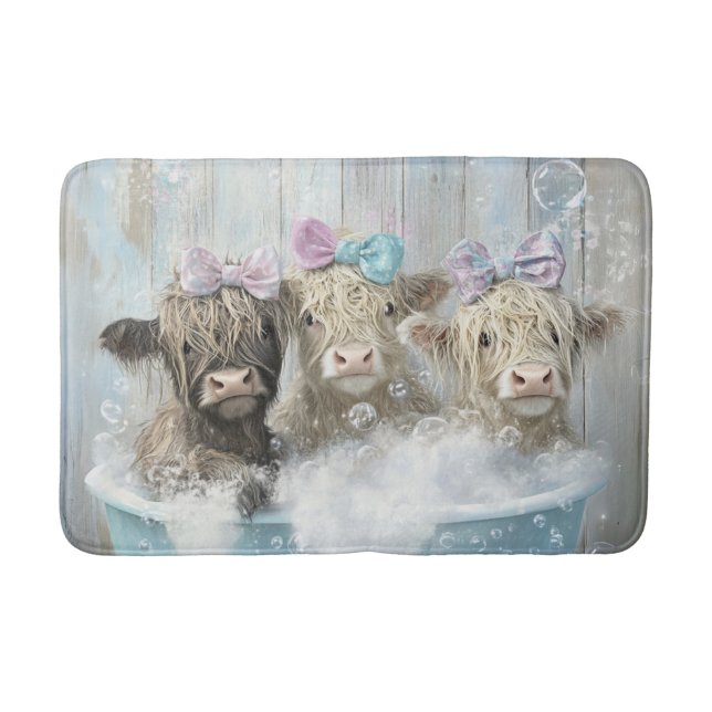 Fluffy Highland Calves Bubble Bath Farmhouse Scene Badematte (Vorderseite)