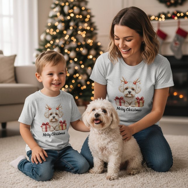 Fluffy Reindeer - Bichon Frise dog T-Shirt (Von Creator hochgeladen)