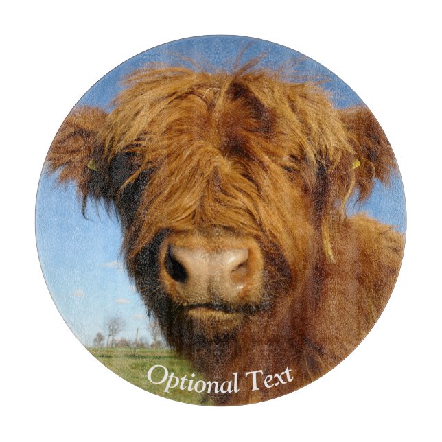 Fluffy Scottish Highland Cow - Blue Sky Schneidebrett (Vorderseite)
