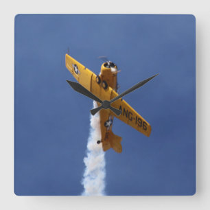 Flugzeug des Krieges  Quadratische Wanduhr