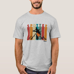 Flugzeug fliegt über Berg, Benutzerdefiniert Retro T-Shirt