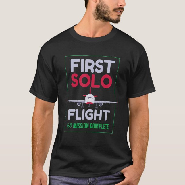 Flugzeug Flug I erster Einzelflug I Flugzeug Kind T-Shirt (Vorderseite)