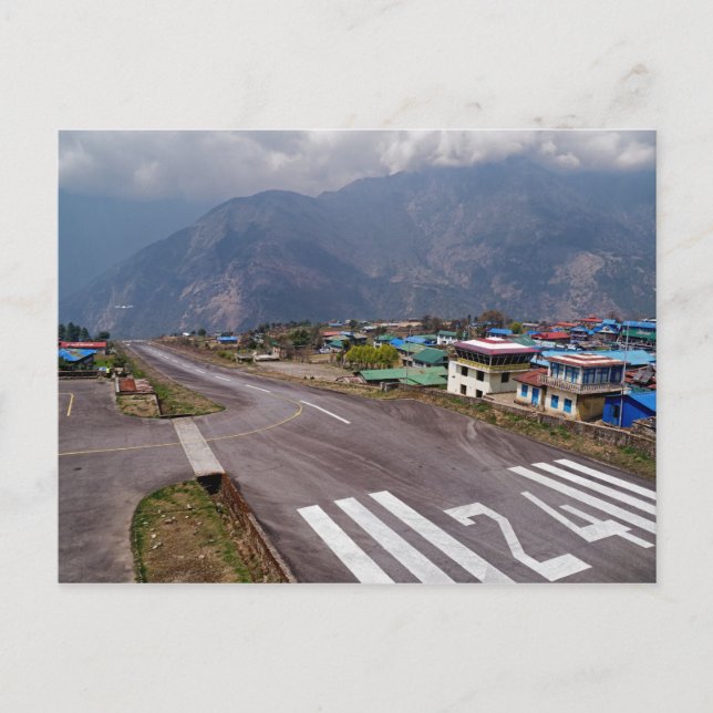 Flugzeug Start am Lukla Mountain Airport, Nepal Postkarte (Vorderseite)