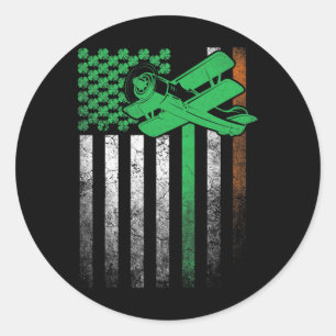 Flugzeugpilot fliegt irisch-amerikanische Flagge S Runder Aufkleber