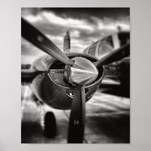 Flugzeugpropeller Schwarz und Weiß Poster (Vorne)