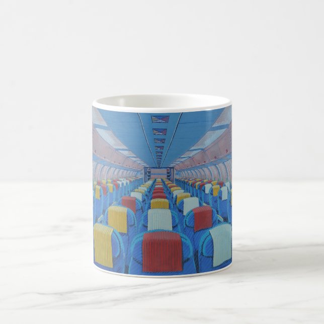 Flugzeugsitze (von Gregorio Undurraga) Kaffeetasse (Mittel)