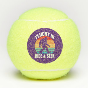 Fluor in Hide und Seek Funny Bigfoot Tennisbälle