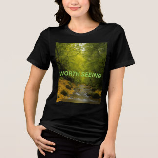 "Fluss der Tränen: Stärkung der Rolle der Frauen i Tri-Blend Shirt