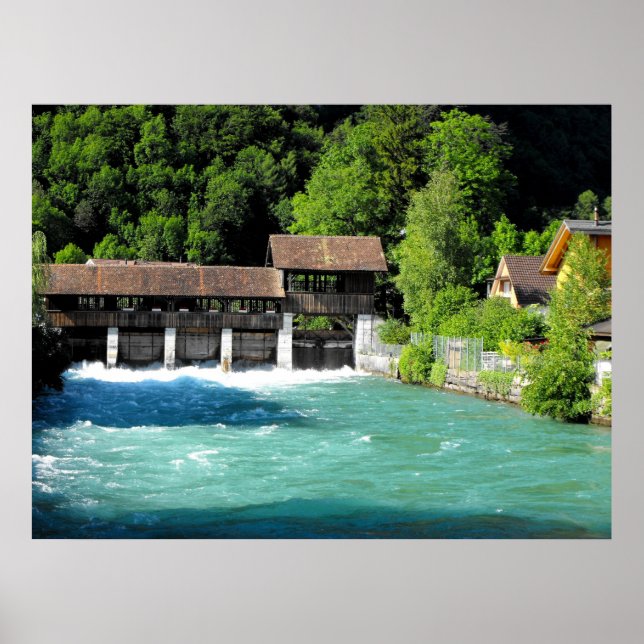 Fluss in Interlaken West in der Schweiz Poster (Vorne)