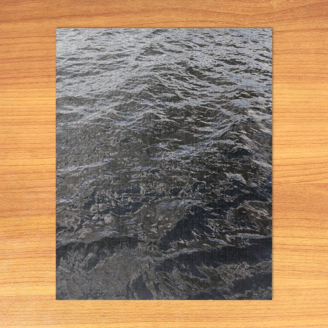 Fluss Wasser Puzzle (River Water Puzzle on Table)