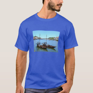 Flussboote in Porto T-Shirt