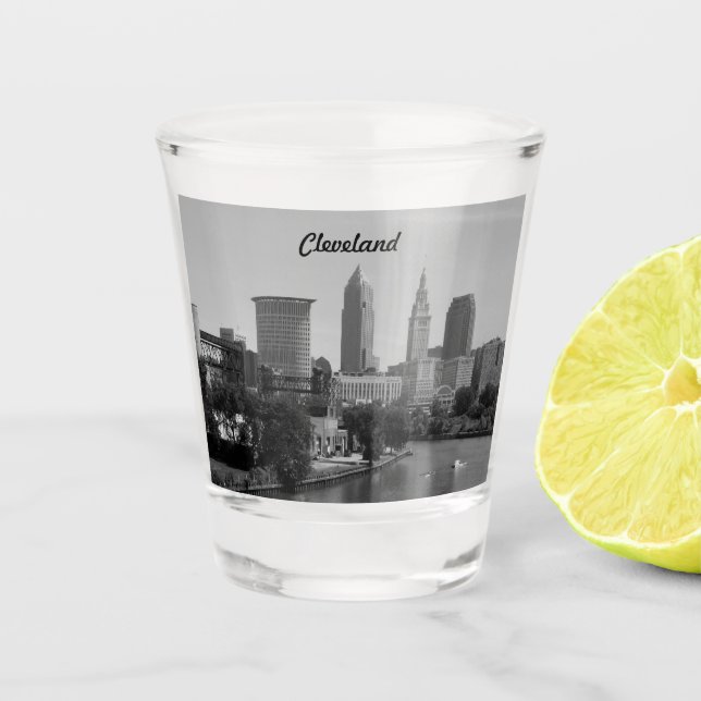 Flussufer-Ansicht BW Cleveland Schnapsglas (Vorderseite)
