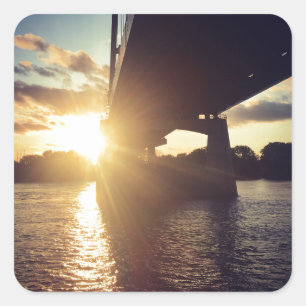 Flussunterfahrten-Kreuzfahrt Quadratischer Aufkleber