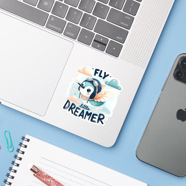 Fly Little Dreamer Inspiration Sticker (Laptop mit iPhone)