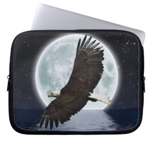 Flying Bald Eagle, Full Moon Wildlife Night Foto Laptopschutzhülle