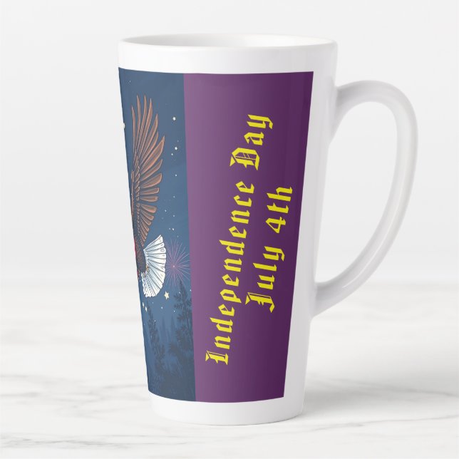 Flying Bald Eagle mit USA Flag Scarf & Fireworks Milchtasse (Rechts)