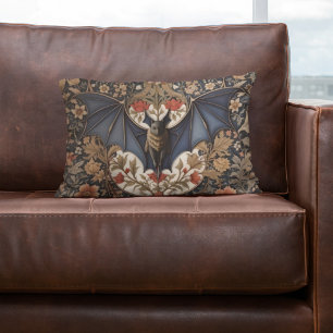 Flying Bat - Modern William Morris Floral Dekokissen