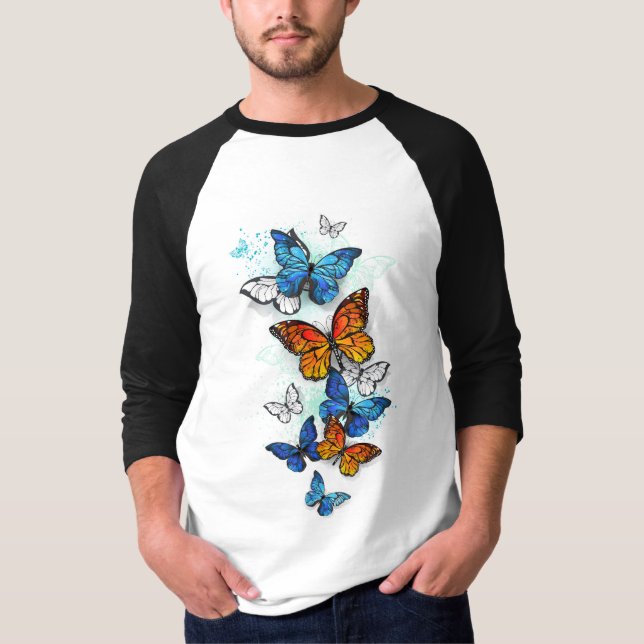 Flying Butterflies Morpho und Monarch T-Shirt (Vorderseite)