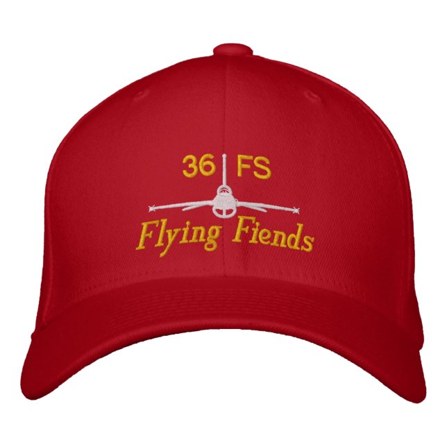 Flying Fiend Golf Hat Bestickte Baseballkappe (Vorderseite)