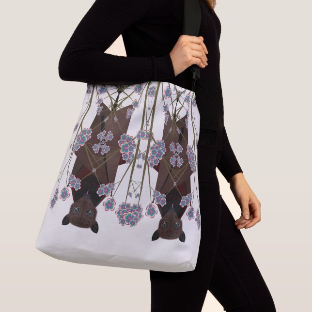 Flying Fox Crossbody Bag (2 Größen) Tragetaschen Mit Langen Trägern (Von Nahem)