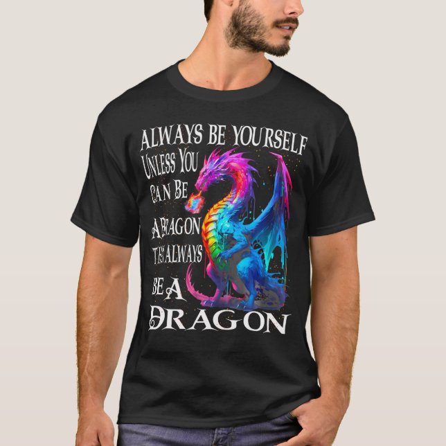 Flying Mythical Creature Cool Dragon Flame Spewing T-Shirt (Vorderseite)