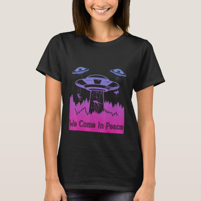 Flying Saucer UFO Astronauts are Aliens 7 T-Shirt (Vorderseite)