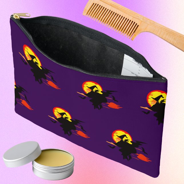 Flying Witch  with full moon   Zubehörtasche (Von Creator hochgeladen)