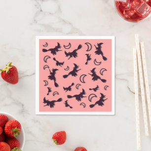 Flying witter zwischen Halbmond zu Halloween-Nacht Serviette