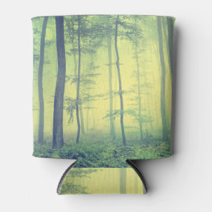 Foggy Forest: Vintages Frühling Foto. Dosenkühler