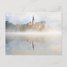 Foggy Sonnenaufgang am Bled-See Postkarte