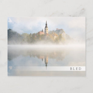 Foggy Sonnenaufgang am Bled-See Postkarte