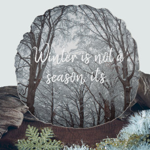 Foggy Winter Forest Rundes Kissen