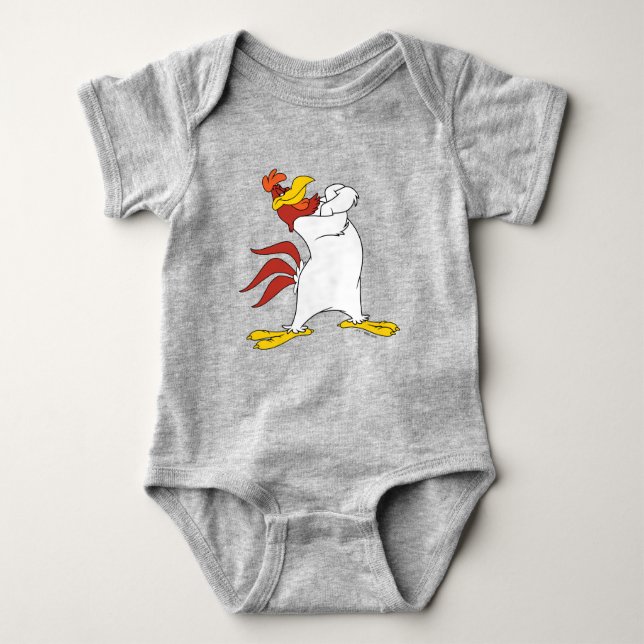 Foghorn Leghorn Arms Crossed Baby Strampler (Vorderseite)