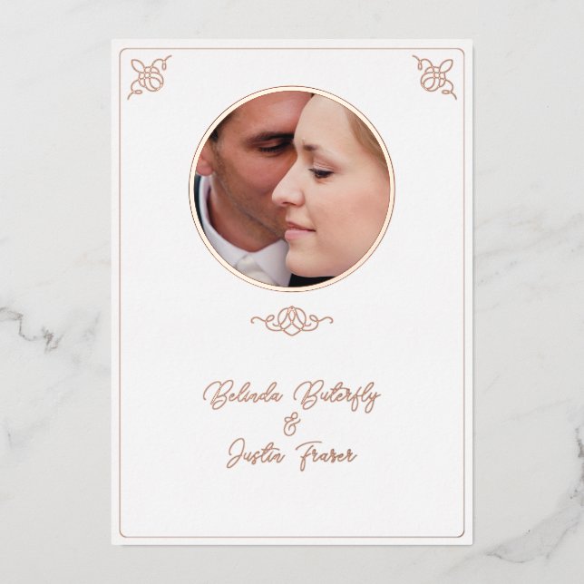 Foil Line Couple Wedding Einladung Foil Lago (Vorderseite)