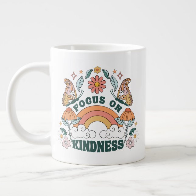 Fokus auf Kindness Groovy Graphic Jumbo-Tasse (Links)