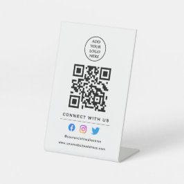 Folgen Sie der Prüfung, um mit unserem QR-Code Ihr Sockelschild