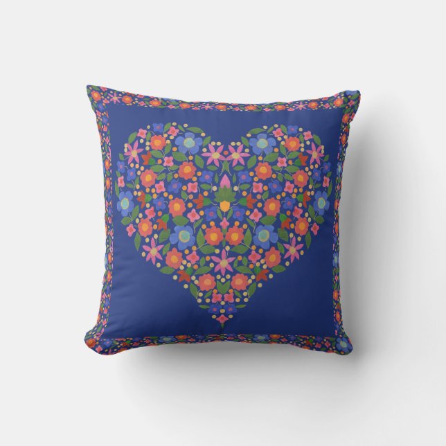 Folklore Art Floral Heart on Royal Blue Pillow Kissen (Vorderseite)