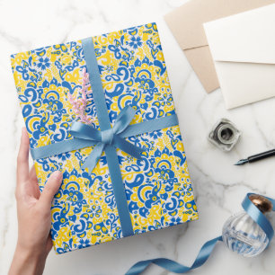 Folklore-Muster mit ukrainischen Flaggenfarben Geschenkpapier